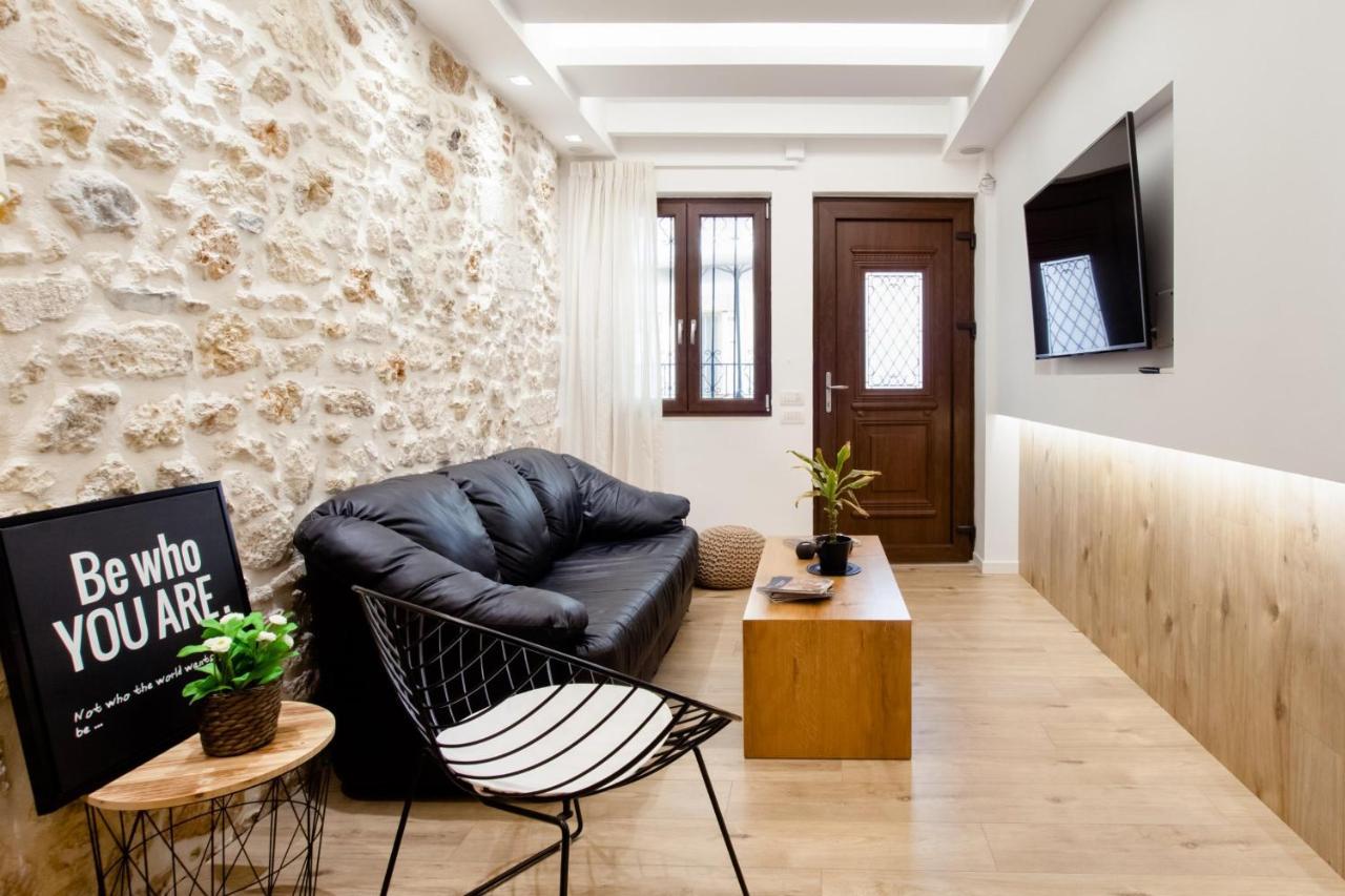 19Th Century Luxury Maisonette In The Center Heraklion Exterior foto